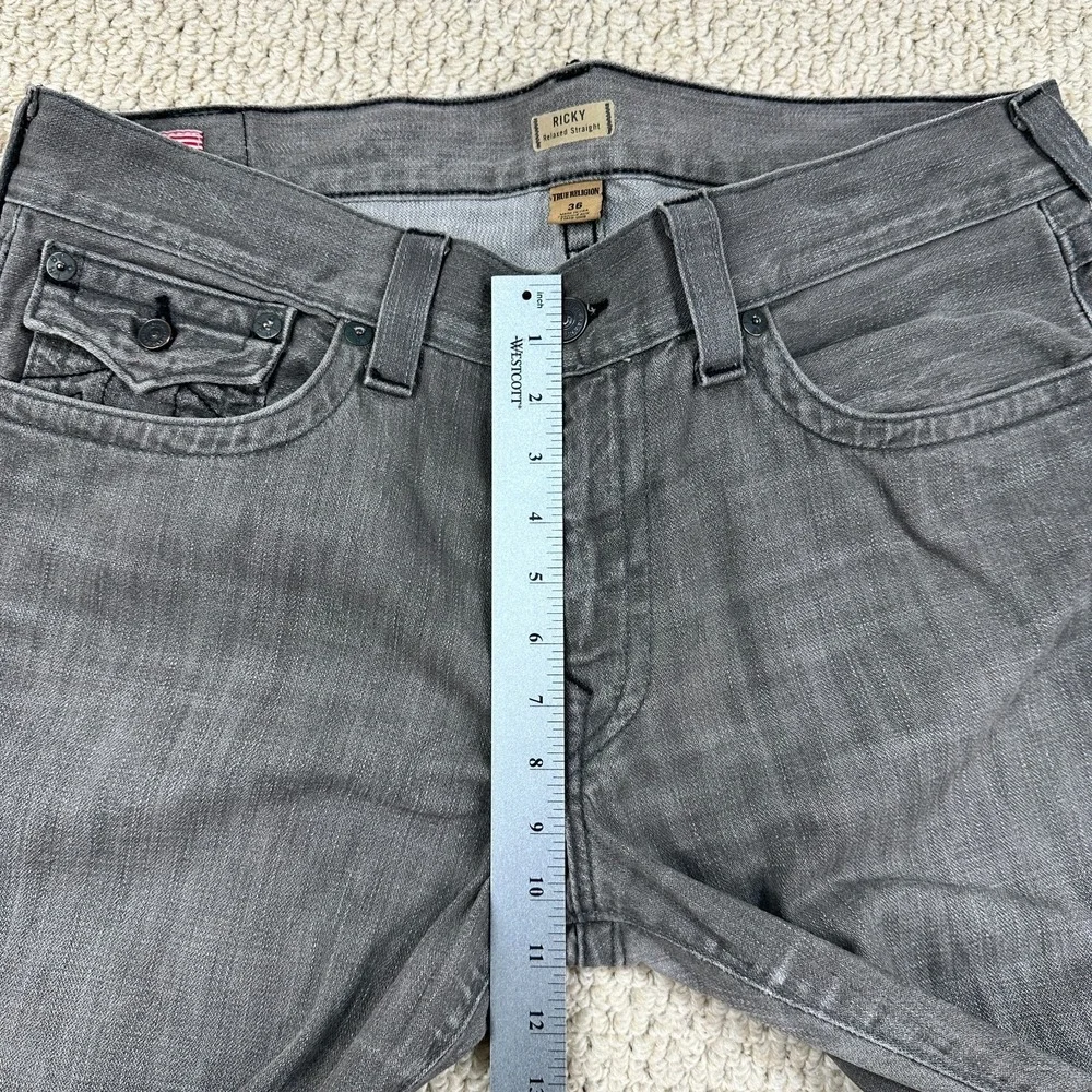 True Religion Jeans 36 (Fits 37x34) Gray Wash Ricky Relaxed Straight Flap Pocket